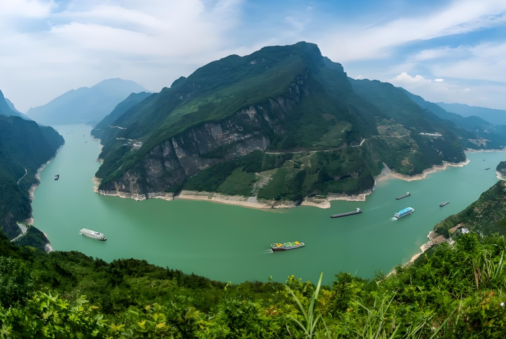 【中国水利报】全国人大代表黄艳：让一江清水成为长江经济带高质量发展的澎湃动能-1027-媒体关注